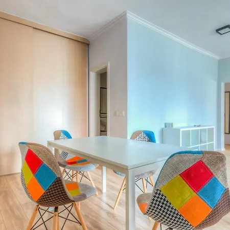 Apartment Elegance - Spacious Center