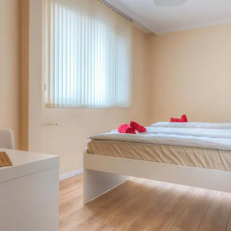 Elegance - Spacious Center Sofia