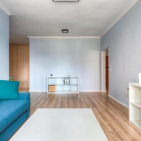 Apartment Elegance - Spacious Center Sofia