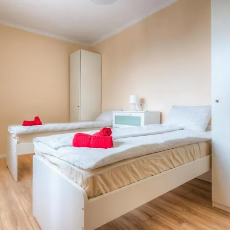 Elegance - Spacious Center Апартаменты